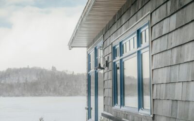 Stucco Cracking in Calgary: Why It Happens and How to Fix It