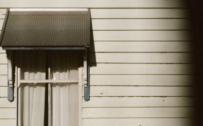 Stucco Repair Calgary: Cost, Process, and When to Replace